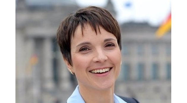 Лидерката на "Алтернатива за Германия" Фрауке Петри  СНИМКА:туитър/FraukePetry