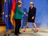 Ангела Меркел и Тереза Мей обсъдиха Брекзита на среща в Берлин (Снимки)