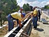 Строят нови подпорни стени и ограда
край детска градина във Велико Търново