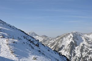 В планините е тихо и слънчево, условията за зимни спортове се добри