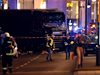 Полицията в Берлин: Атентат е, поне 9 убити, най-малко 50 ранени (Видео, снимки)