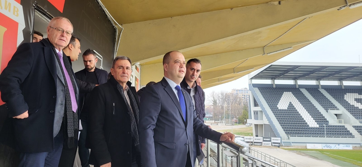 Канят строителния министър в Пловдив заради стадиона на "Локо" и Околовръстното