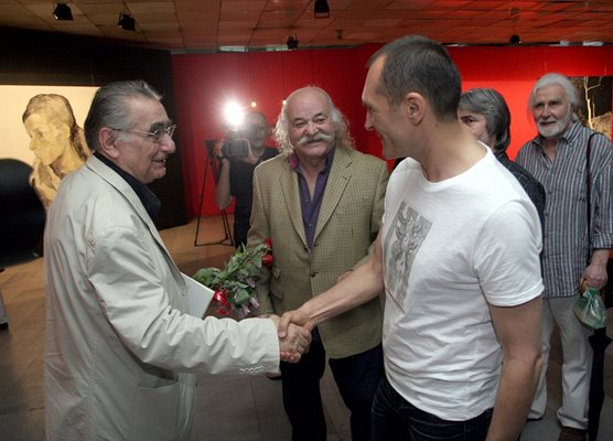 С бизнесмена Васил Божков (вдясно) и легендарния спортист и меценат Боян Радев