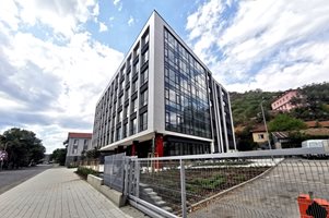 7–етажно бижу открива днес Медицинският университет в Пловдив
