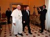 Кризата в Сирия и Украйна - част от темите на срещата на Путин с папа Франциск
