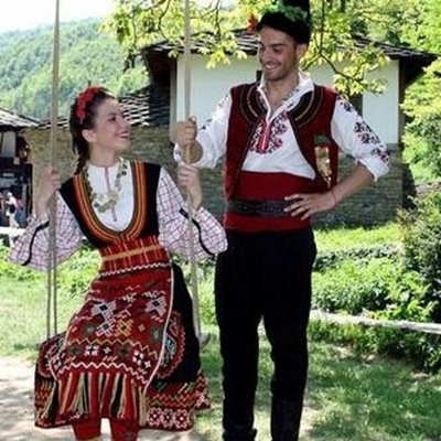 Седмото издание на фолклорния фестивал ”Гергьовски люлки” зарадва град Левски