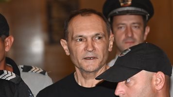 Делото срещу Васил Божков за хазарта влиза в съда