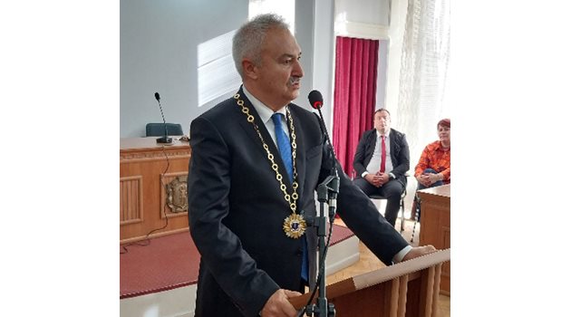 Кметът на Монтана Златко Живков на първата общинска сесия в 7-ия му мандат