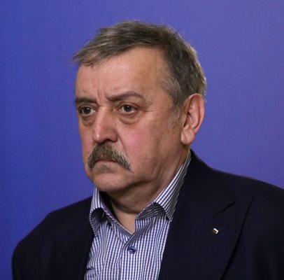 Проф. Кантарджиев: Догодина никой няма да иска да дойде в България
