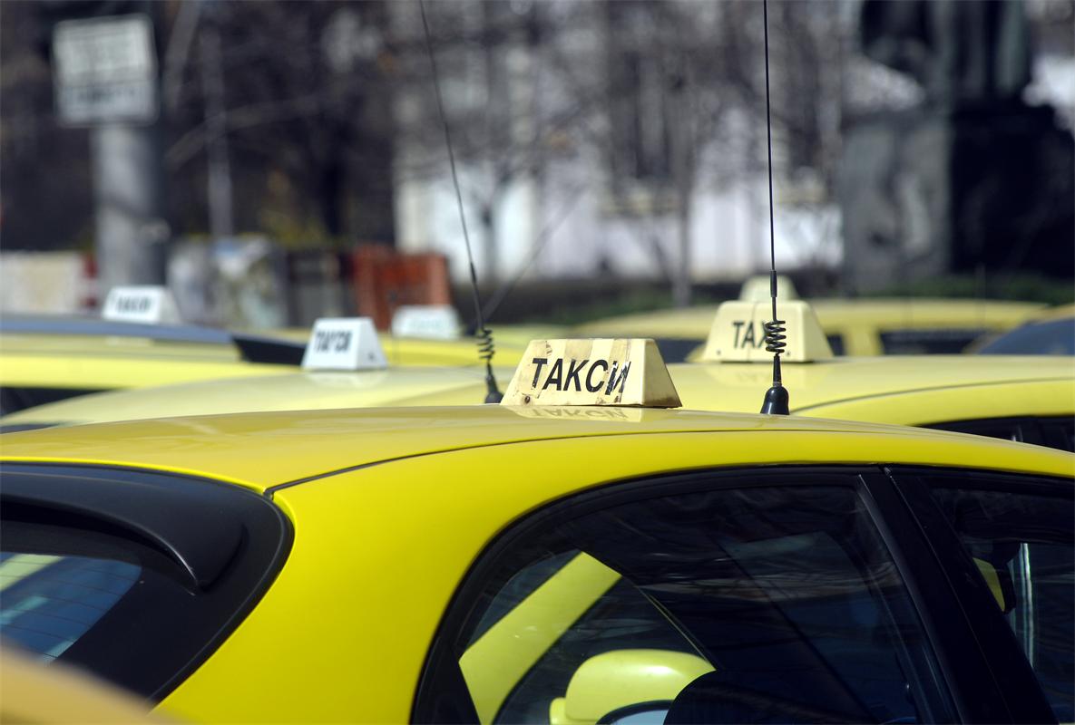 Отмениха гаранцията на таксиджията, блъснал пешеходка в Пловдив и избягал в Сърбия