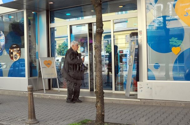 Джеки Стоев вечно млад