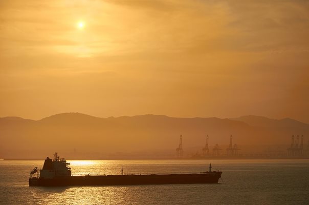 Гърция разреши на руски  танкер да отплава