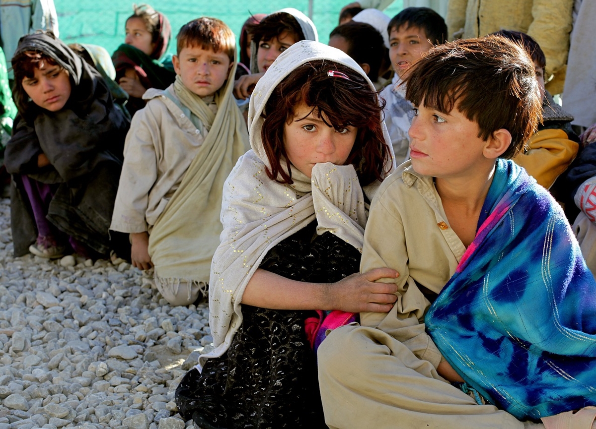 Близо 100 ученици бяха отровени в Северен Афганистан