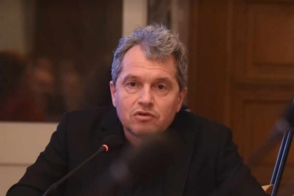 Тошко Йорданов: "Демократична България" връщат мандата заради "Продължаваме промяната"