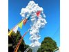 Най-активният вулкан в Индонезия изригва (Снимки)
