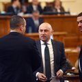 Шефът на бюджетната комисия Любомир Каримански (в редата) поиска в четвъртък планът за въвеждане на еврото у нас да мине и през Народното събрание. 
