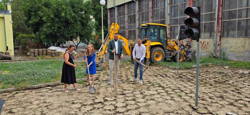 Дадоха старт на строителството на нов корпус към детска градина "Буратино" в Пловдив