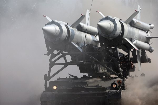Смърт от въздуха: привършват ли високоточните ракети на Русия