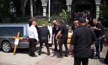 Още чакат ДНК анализ дали погребаният преди три седмици в Дупница е Ангел от Братя Галеви