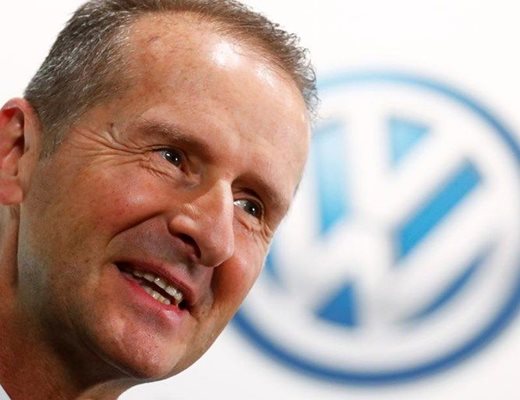 След 4 години на поста VW смени шефа си Херберт Дийс