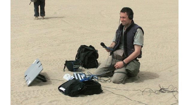 Талибаните освободиха отвлечения журналист Андрю Норт и колегите му