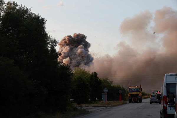 Складът за фойерверки край Елин Пелин се взриви в четвъртък.
СНИМКА: Румяна Тонева