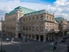 Виенската опера въвежда субтитри на 6 езика