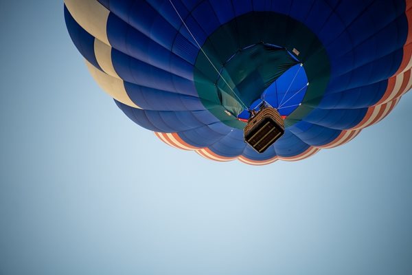 Обикновен полет с балон Снимка: Пиксабей