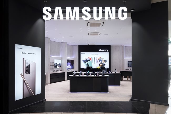 Вили Сечкова отваря официален магазин на Samsung в България