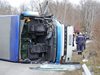 Само 2-ма от катастрофата с рейса край Микре остават в болницата (Обзор)