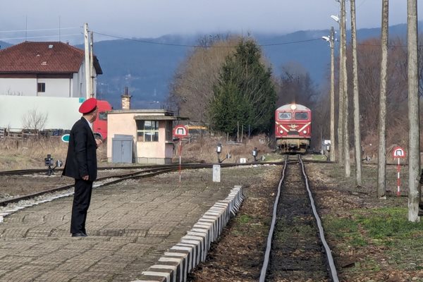 Обсъжда се превръщането на жп гарата в Банско в модерен транспортен център и в Музей на теснолинейката.