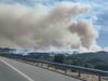 Спешно търсят доброволци за гасене на пожара край Струмяни