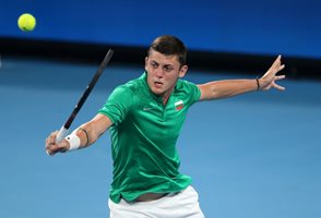 Александър Лазаров привлече вниманието на целия свят на ATP Cup.