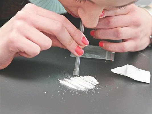 Активната съставка в дрогата пада, вече е под 10%, а понякога продават и с 1,8%
