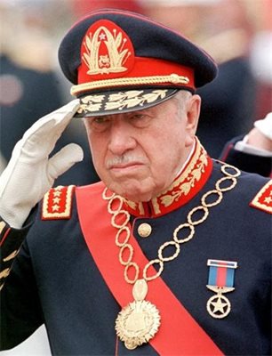 Генерал Аугусто Пиночет