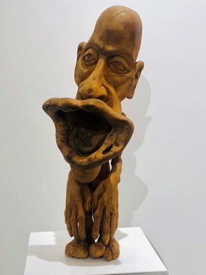 Дървена скулптура на Алексей Алексиев