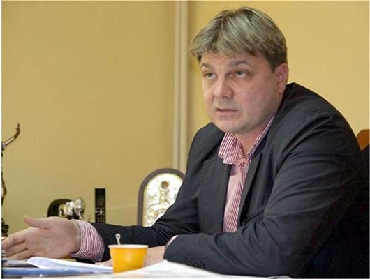 Георги Цанков вече има опит в доставките за Народното събрание