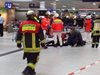 Мъж в амок от бивша Югославия рани с брадва пътници на гарата в Дюселдорф (видео)