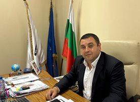 Окръжният съд в Търговище даде ход на делото на кмета на Омуртаг Ешреф Ешрефов