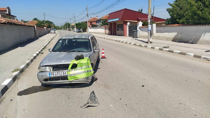 Хората в Маноле недоумяват как е възможно токав сблъсък да се случи на права и градък участък.