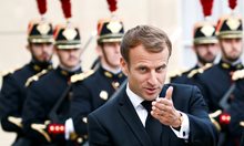 От играта с Русия зависи дали Макрон ще е новият Дьо Гол