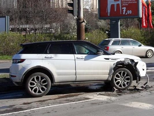 Произшествието затрудни с часове движението в района на НДК.