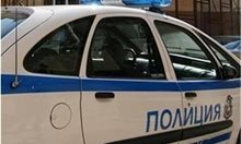 Шофьор блъсна полицай на варненско кръстовище
