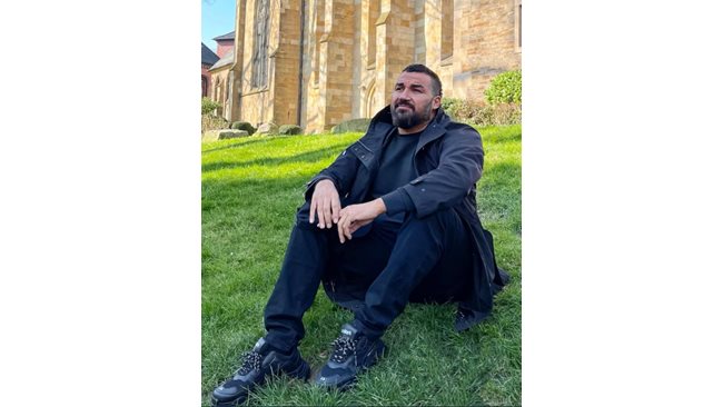 Azis on his birthday abroad: I look like the men I would die for