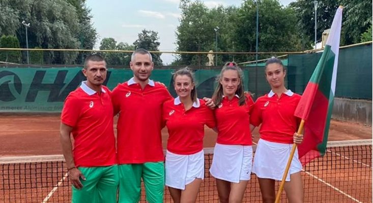 Българският отбор по тенис за девойки до 18 г. е на финал за европейската купа.