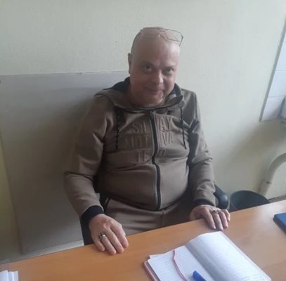 Педагогическият съветник Тодор Тодоров вече е с трансплантиран бъбрек. Снимка: Авторът