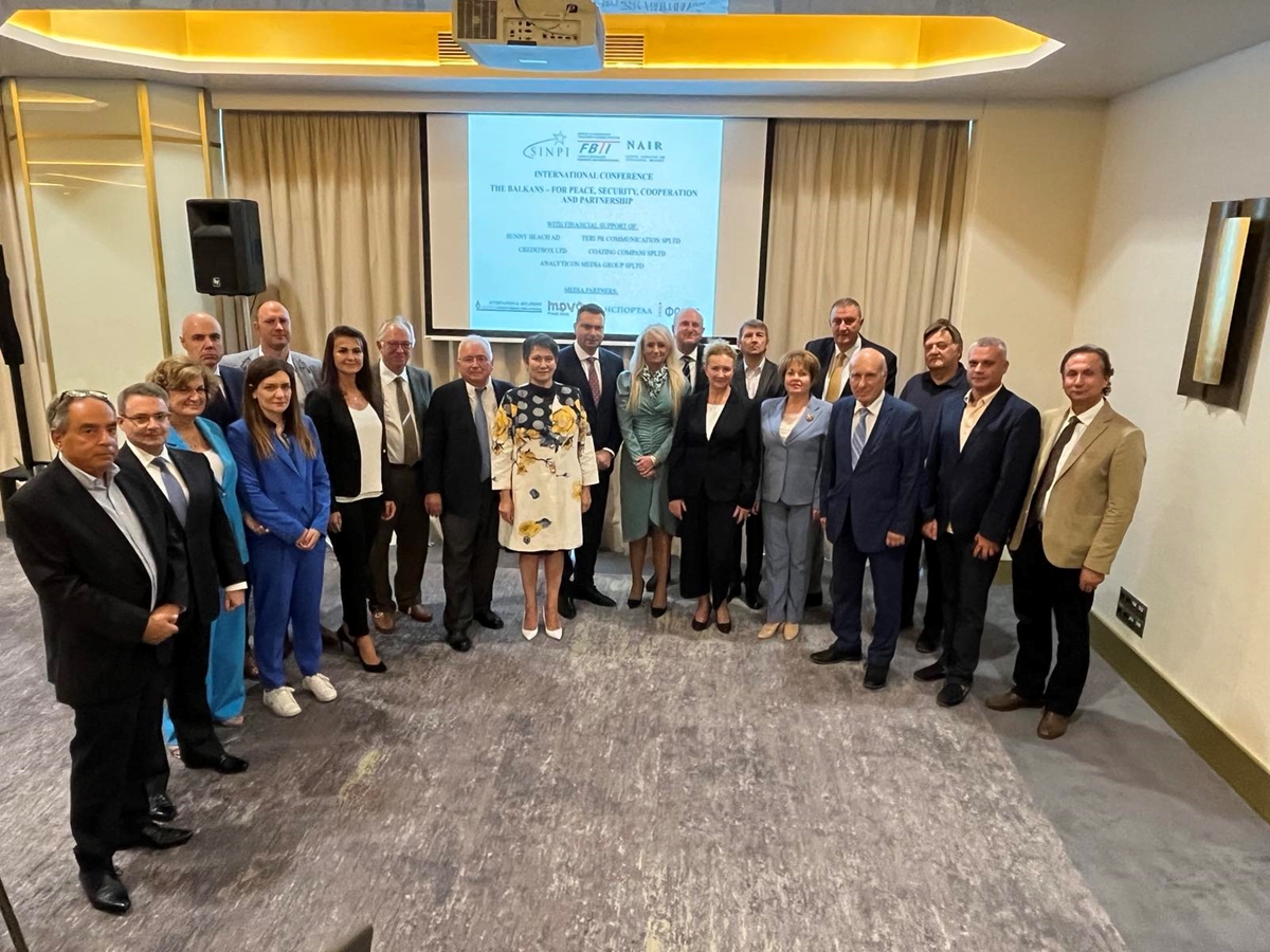 Представители от 8 балкански държави приеха Апел за мир
и създадоха Партньорска мрежа