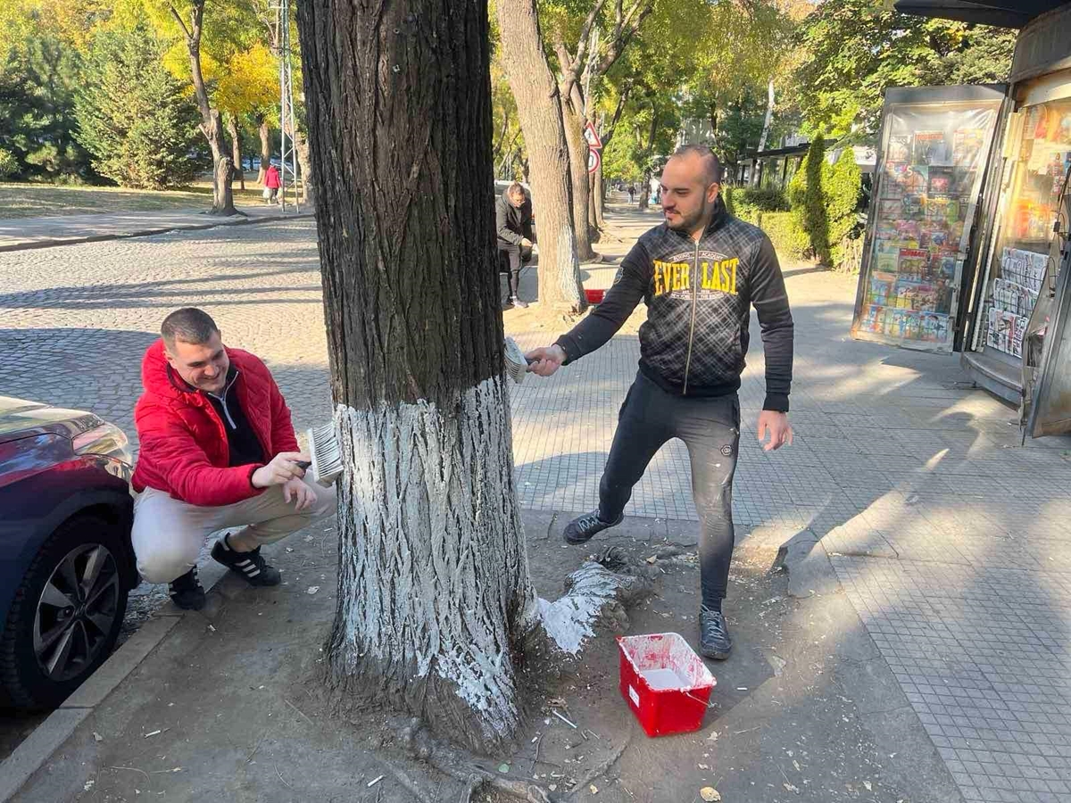 Еко инициатива в „Южен" проведоха младежите от ГЕРБ - Пловдив