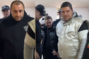 Тримата от крупния обир в Белозем се молиха за по–лека мярка, но ги оставиха в ареста