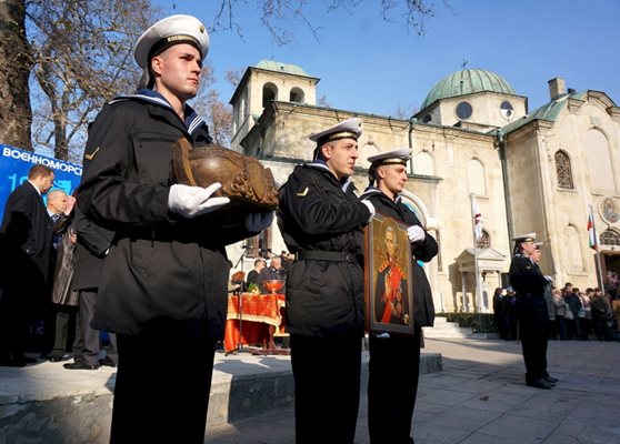Военноморски ритуал ще има пред храма “Св. Николай” във Варна на 6 декември.